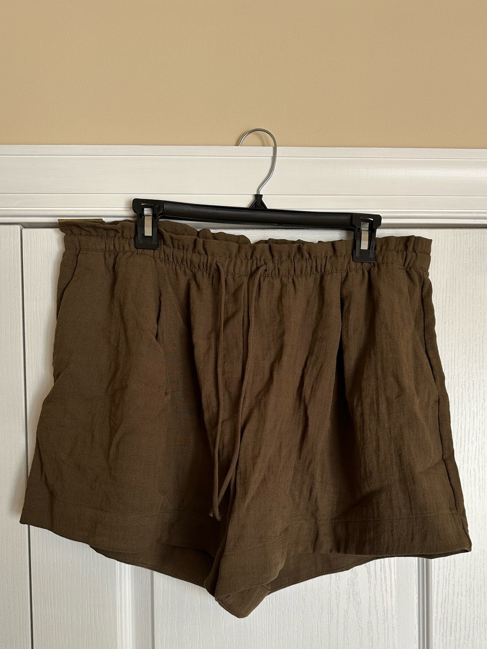 H&M Drawstring Shorts - Picture 5 of 8